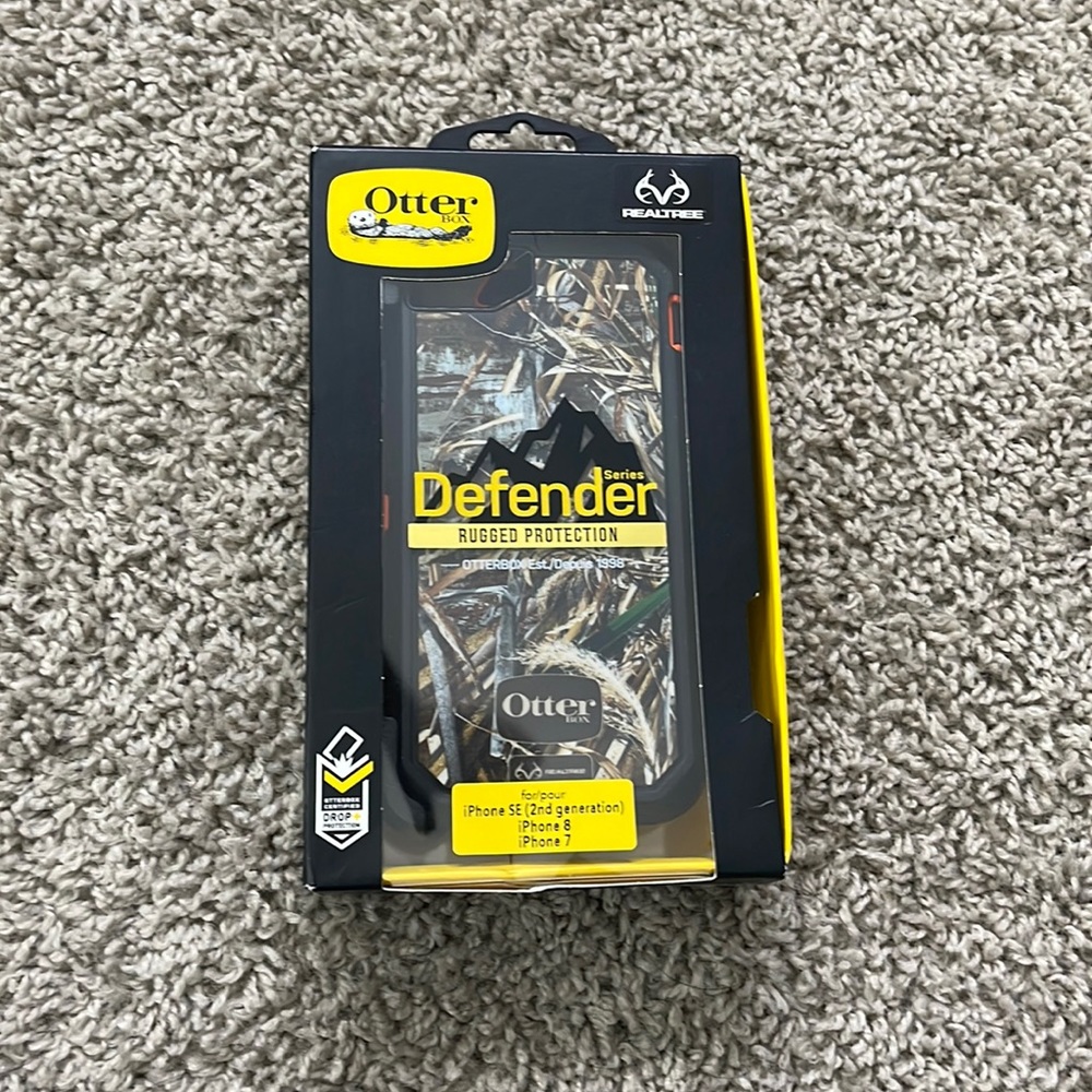 Otterbox Defender Series Rugged Protection IPhone SE (2nd generation), 8 & 7